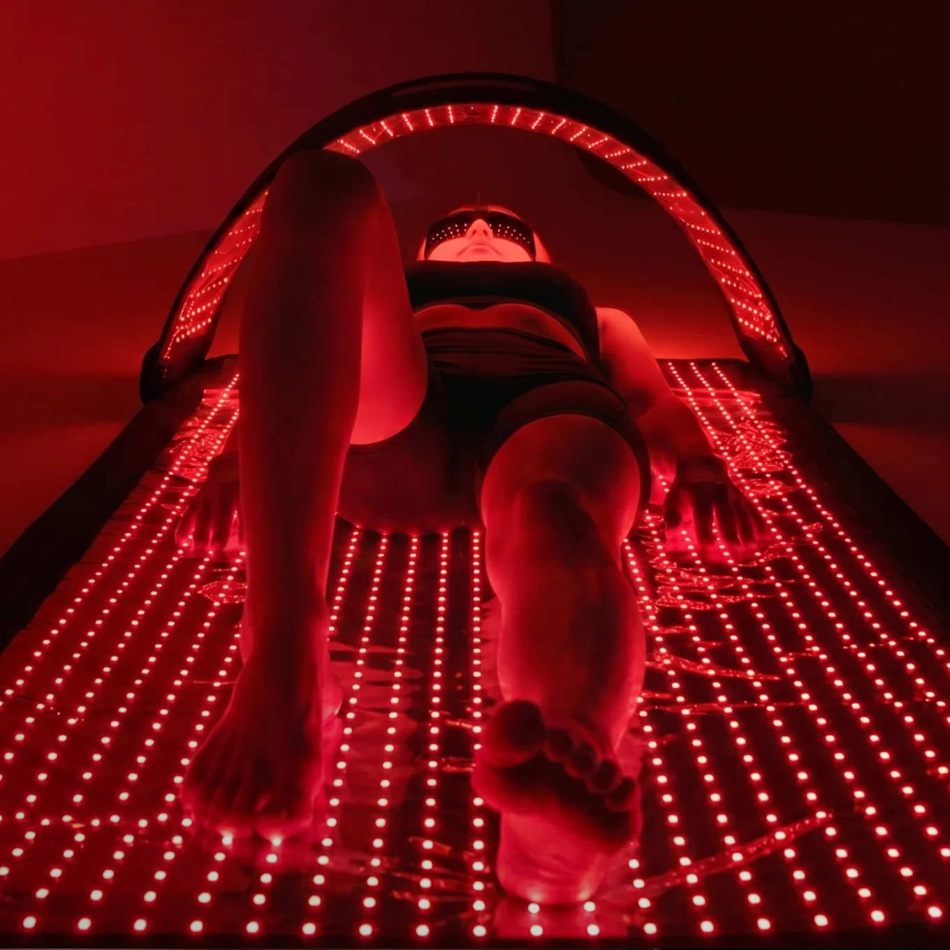 JOVS Full-Spectrum Red Light Therapy Mat - Image 4